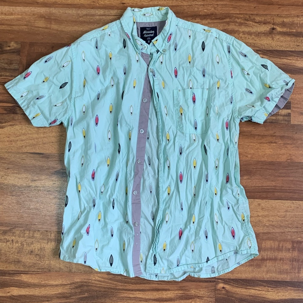Massive Apparel Surfboard Collared Short Sleeve Shirt Mens Medium